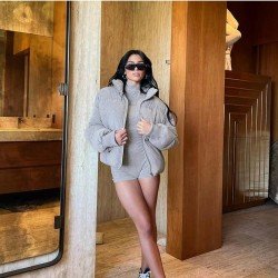 Winter Ladies Solid Zip Pockets Coats