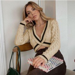 Contrast Color V Neck Cropped Sweaters