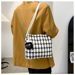  Canvas Contrast Color Grid Pendant Tote Bags