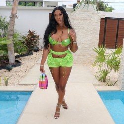  Summer Casual Pure Color Hollowed Out Women's Shorts
