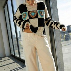  2024 Contrast Color Checkerboard Knitted Sweater