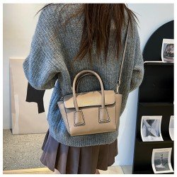 2024 Fashion PU Pure Color Messenger Bag