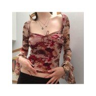  Retro Mesh Printing Flared Sleeve Top
