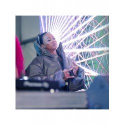 Designer Solid Cropped Down Coats For Women Designer Solid Cropped Down Coats For Women