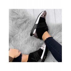 Snake Printed Patchwork Flat Slip On Shoes Snake Printed Patchwork Flat Slip On Shoes