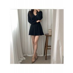 V-Neck Lantern Sleeve Women's Knitted Dress  V-Neck Lantern Sleeve Women's Knitted Dress