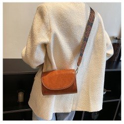 Vintage Brown Ladies Shoulder Bags