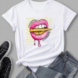 Women Lip Graphic Crew Neck T Shirts
