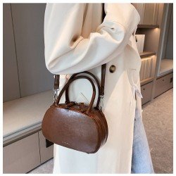 Latest Black Shoulder Bags For Ladies