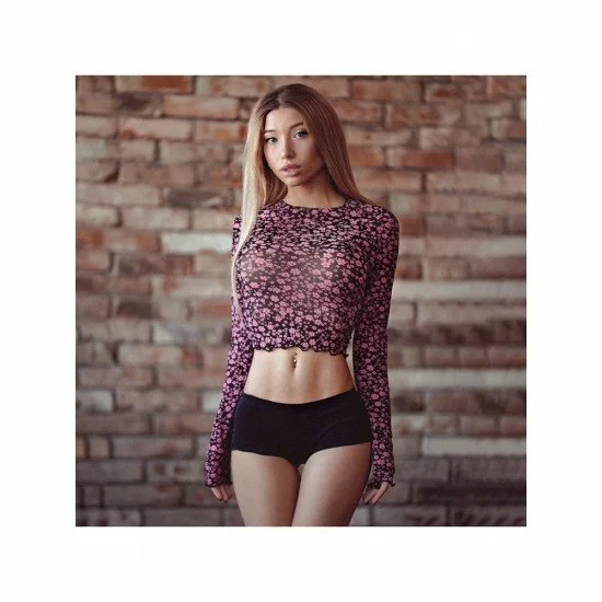 Sexy Floral Long Sleeve Stringy Selvedge Crop Tops Sexy Floral Long Sleeve Stringy Selvedge Crop Tops
