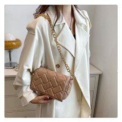 Ladies Solid Hasp Chain Shoulder Bags