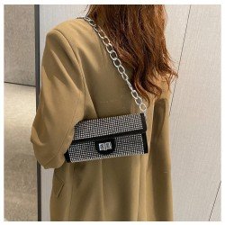  Hot Drilling Chain Twist Lock Black Shoulder Bags